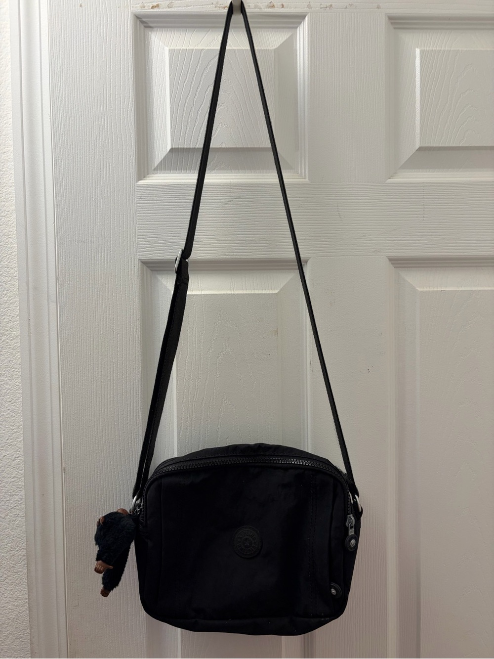 Kipling Black Crossbody Shoulder Bag - Versatile Everyday Carry